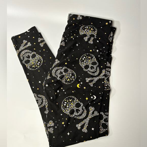 No Boundaries Pants - Skull Leggings No Boundaries Juniors Size 7-9 Halloween Pants Great Condition